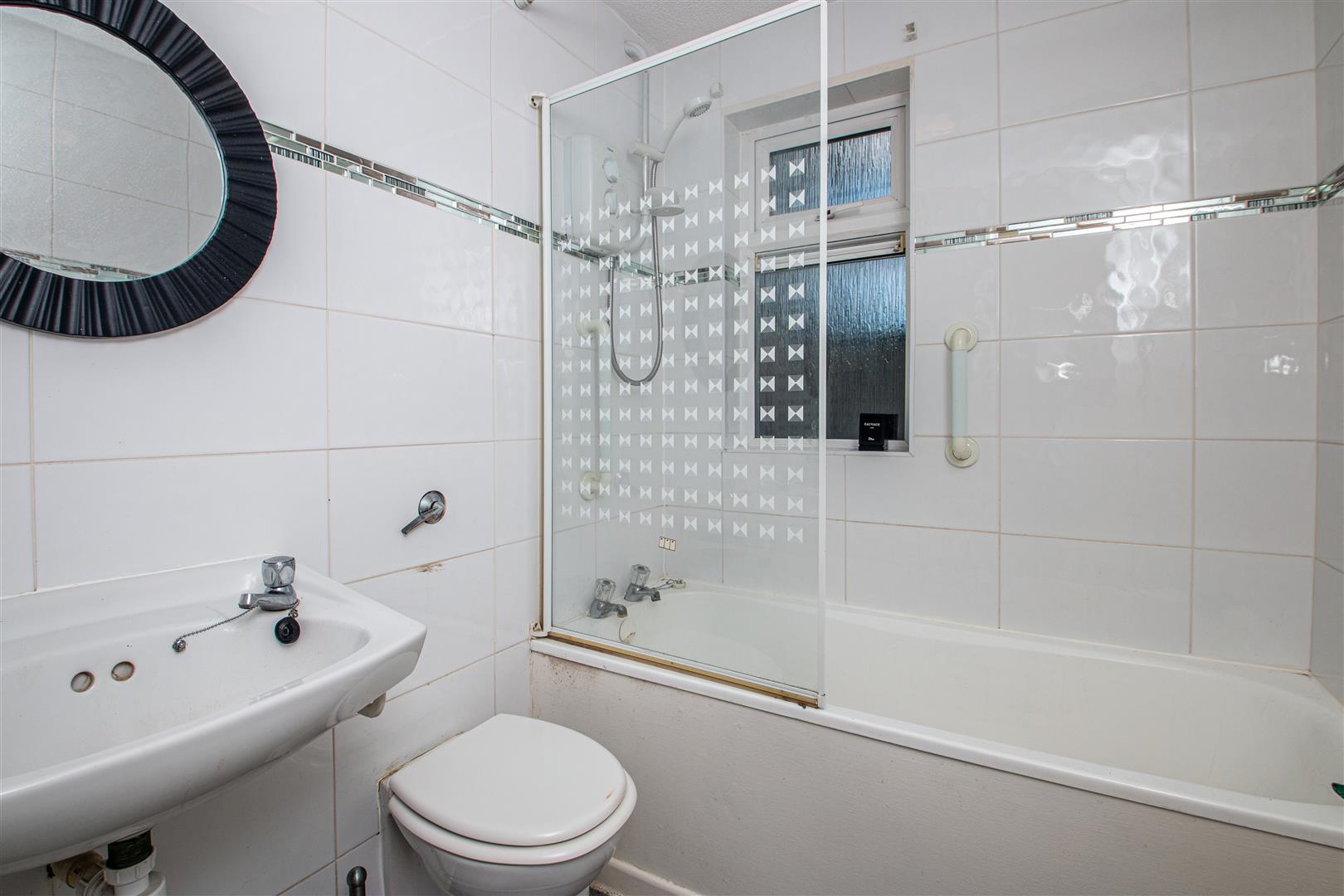 1 bed property in Gurnards Avenue, Milton Keynes